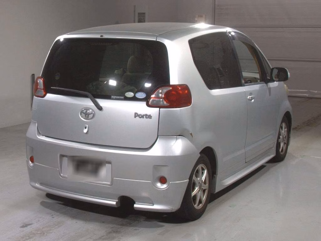 TOYOTA PORTE