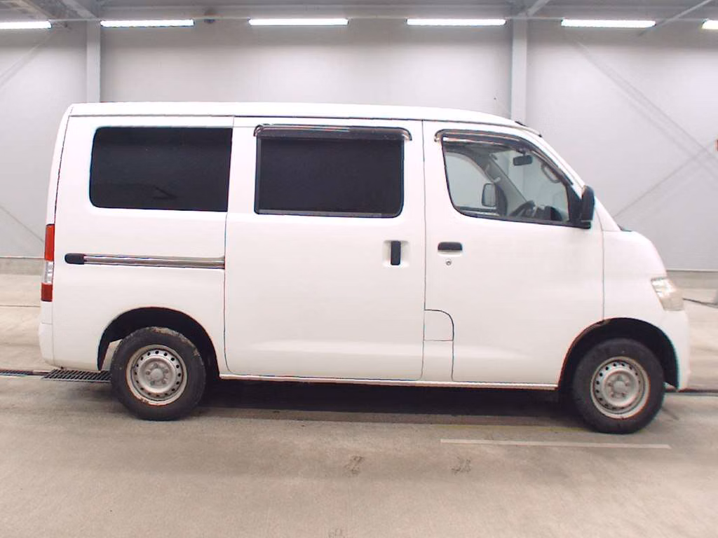 TOYOTA LITE ACE