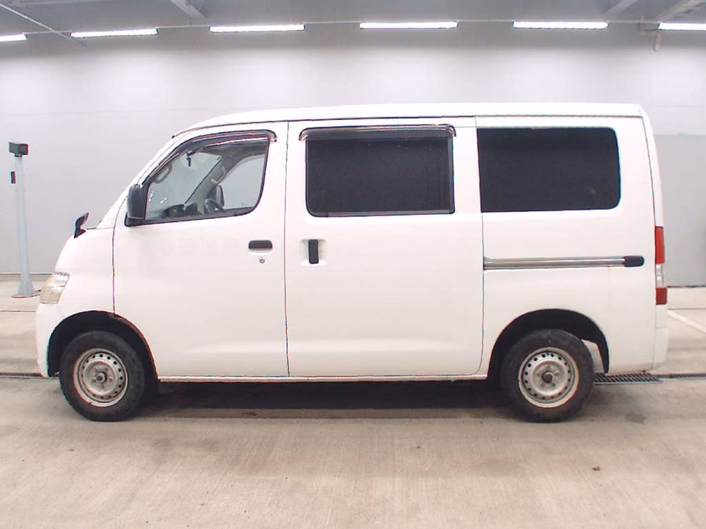 TOYOTA LITE ACE