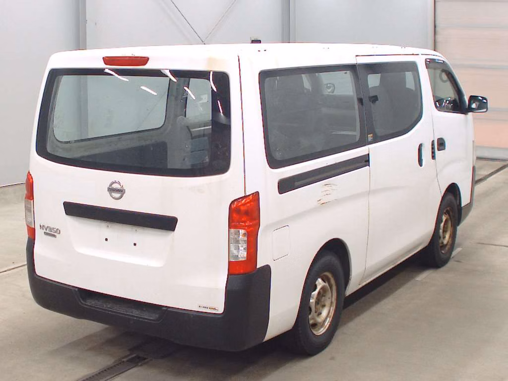 NISSAN NV350 CARAVAN