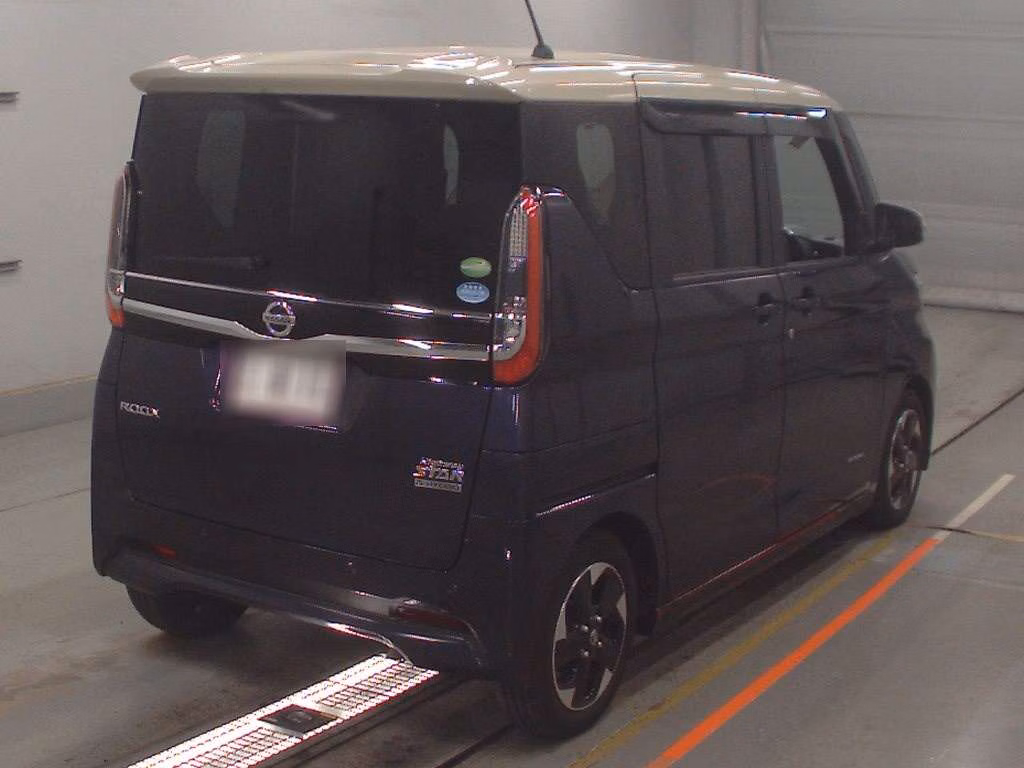 NISSAN ROOX