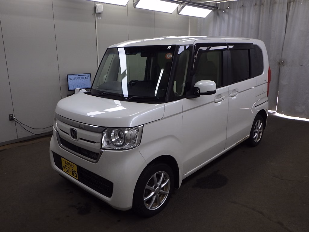 HONDA N-BOX