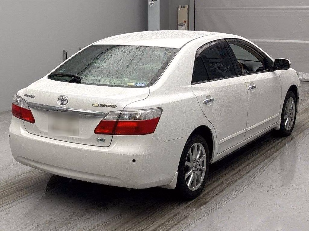 TOYOTA PREMIO