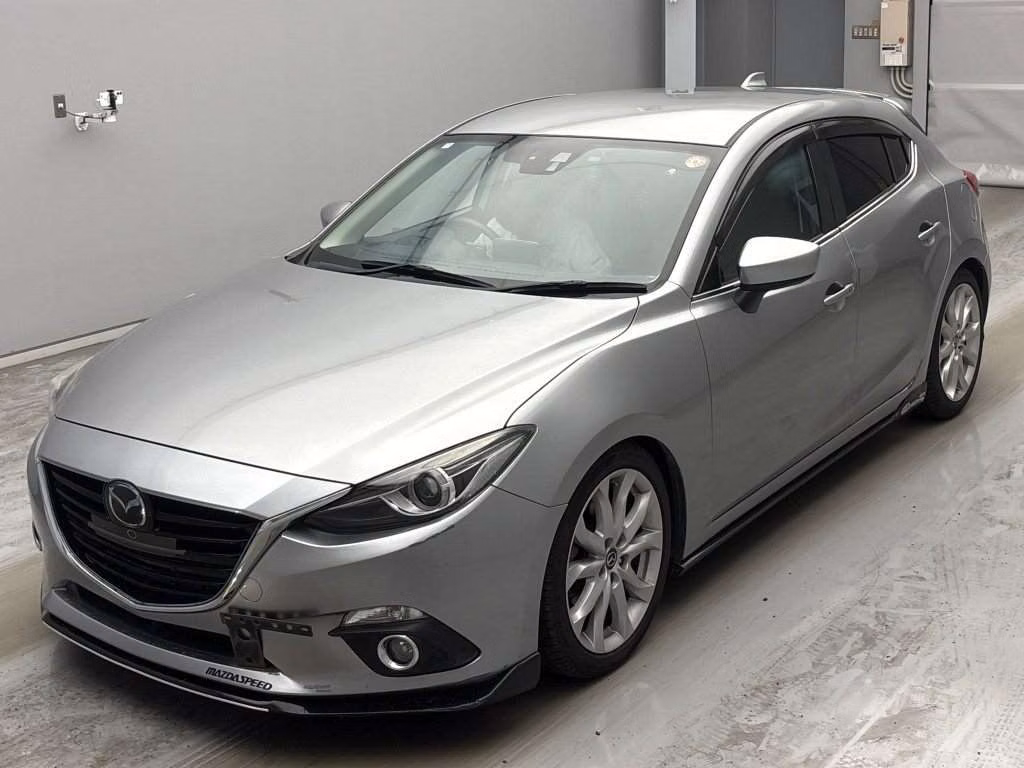 MAZDA AXELA