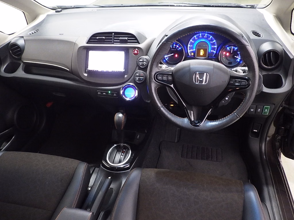 HONDA FIT SHUTTLE