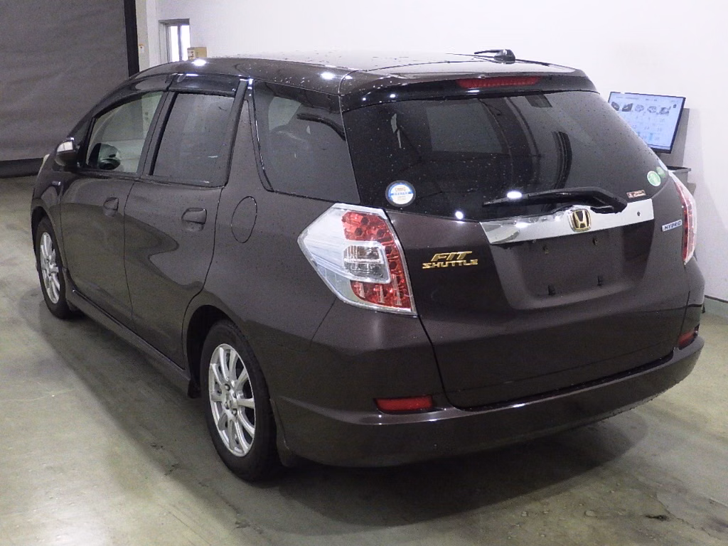 HONDA FIT SHUTTLE
