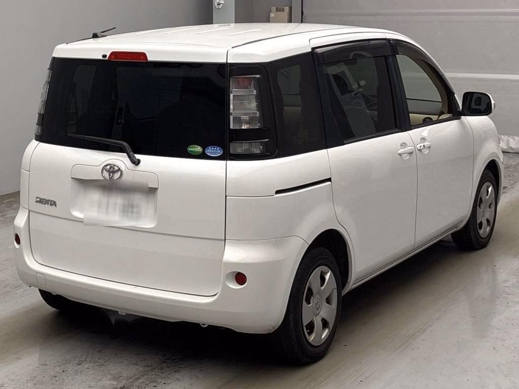 TOYOTA SIENTA