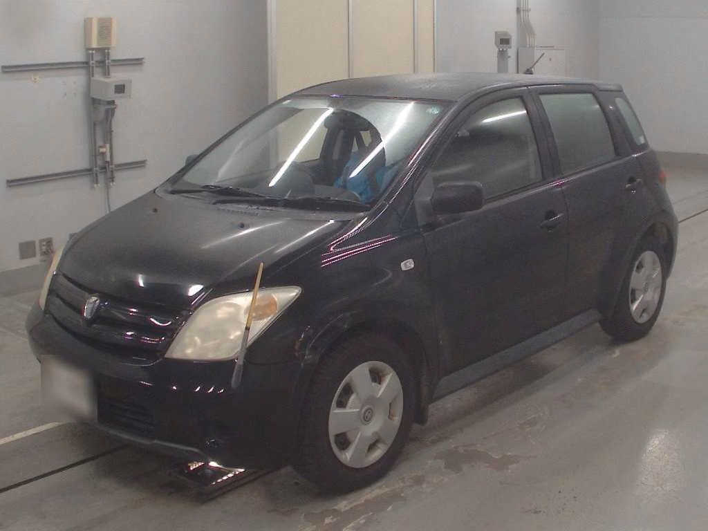 TOYOTA IST