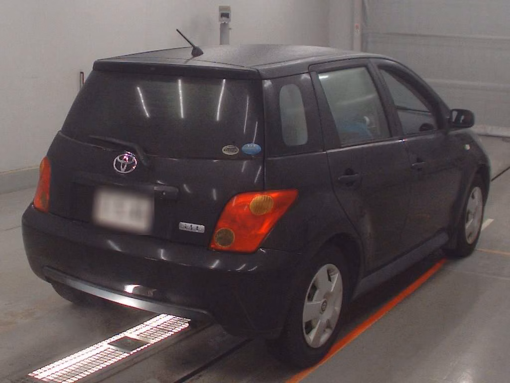 TOYOTA IST