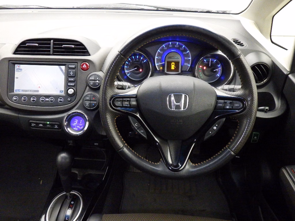 HONDA FIT SHUTTLE