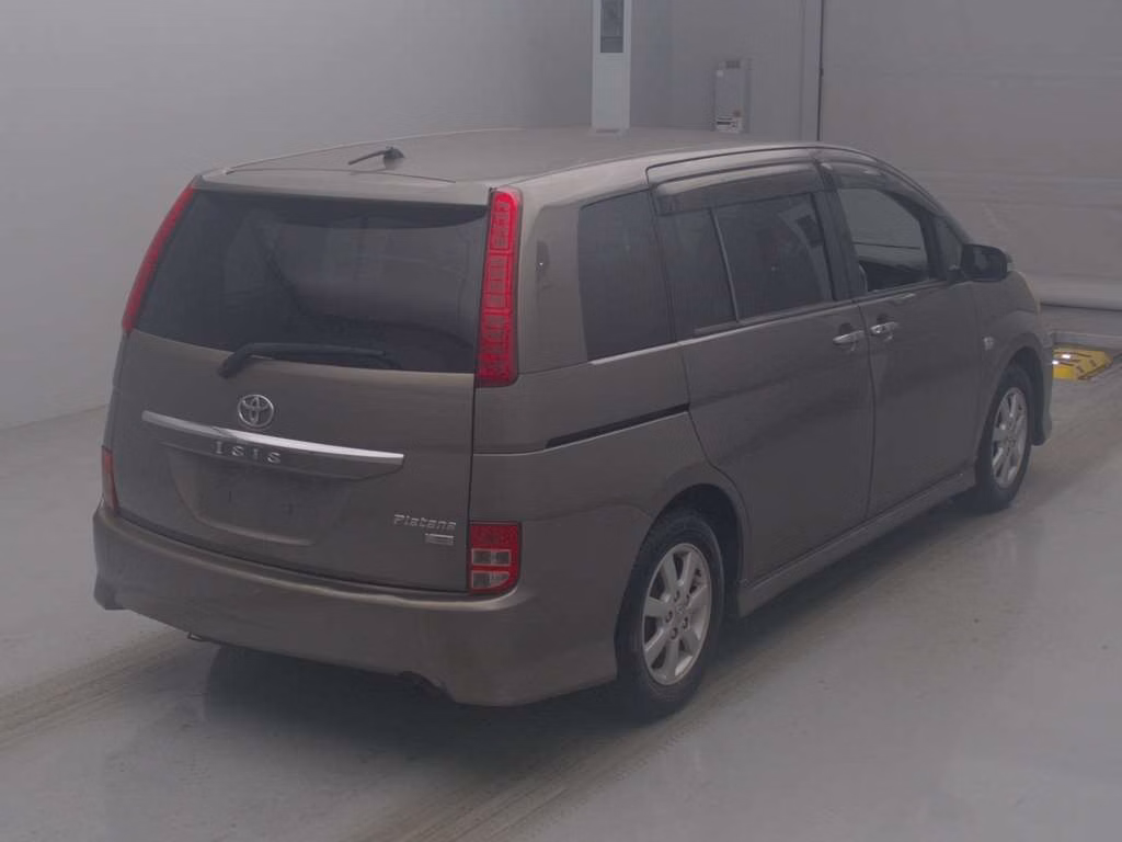 TOYOTA ISIS