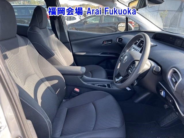 TOYOTA PRIUS PHV