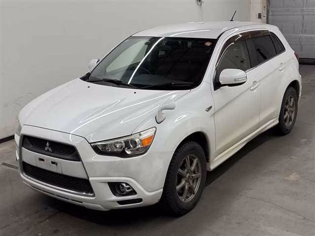 MITSUBISHI RVR