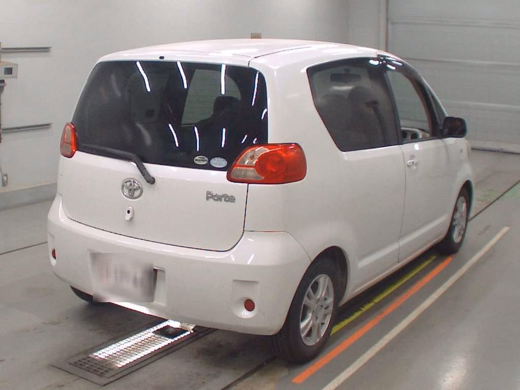 TOYOTA PORTE