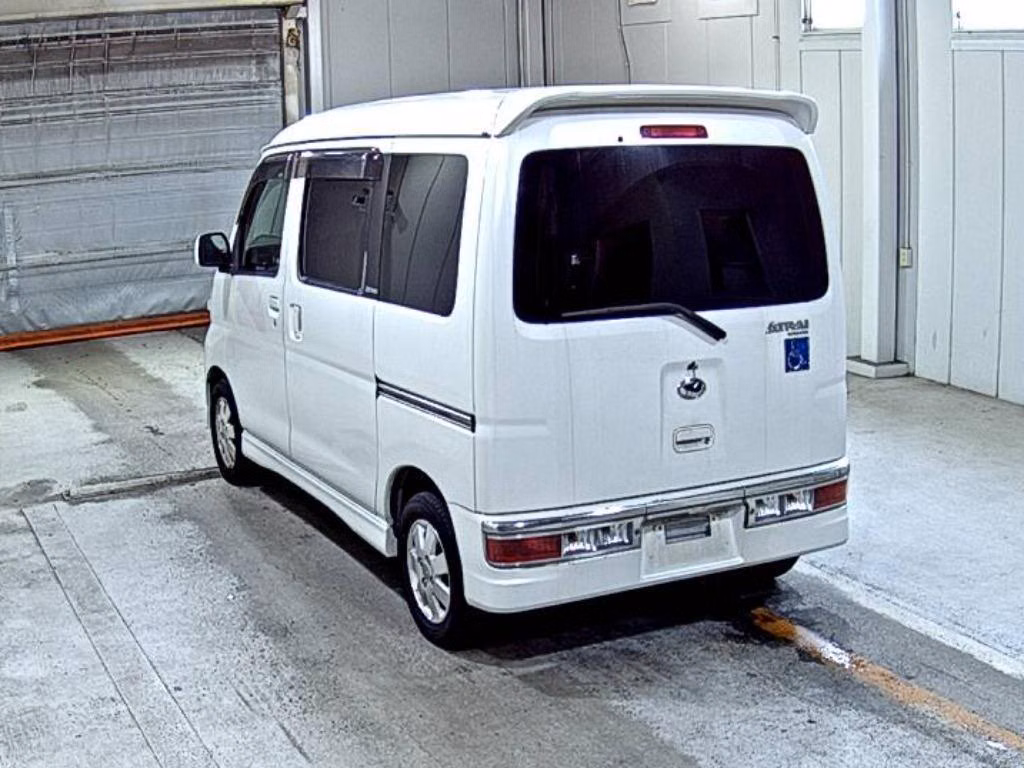 DAIHATSU ATRAI