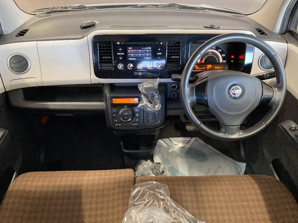 NISSAN MOCO