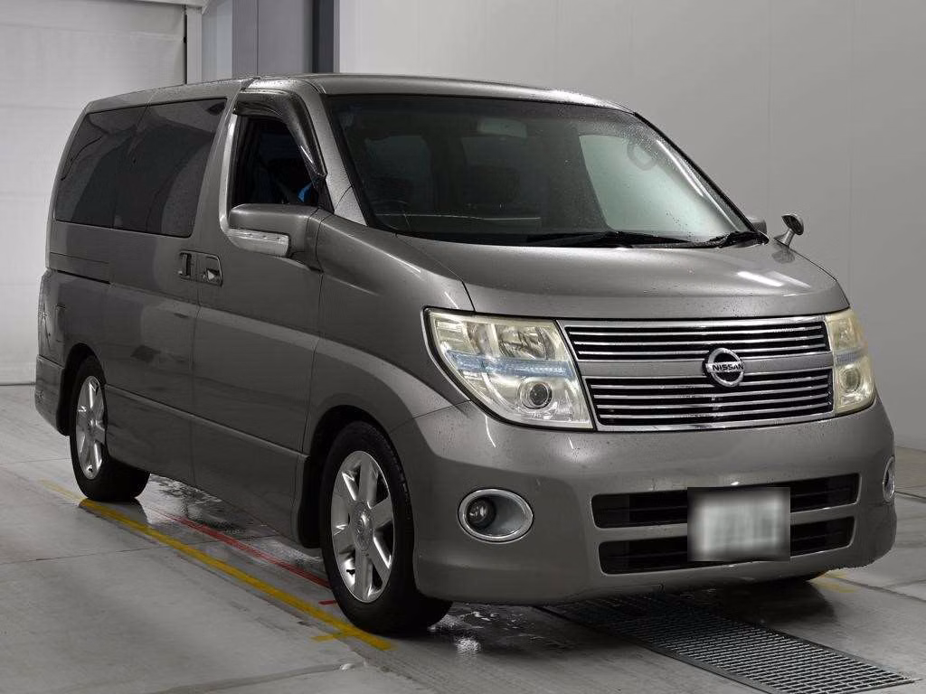 NISSAN ELGRAND