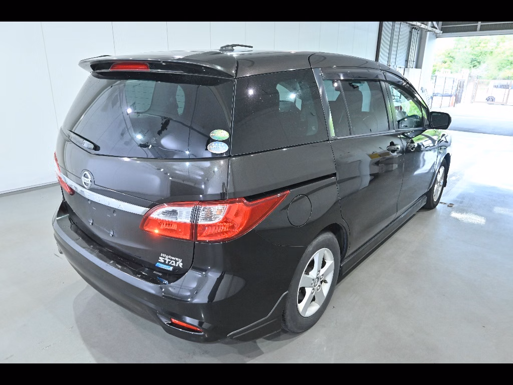 NISSAN LAFESTA