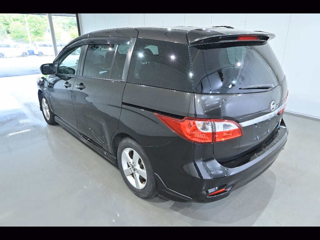 NISSAN LAFESTA