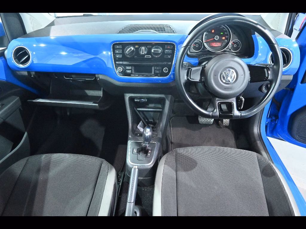 VOLKSWAGEN UP!