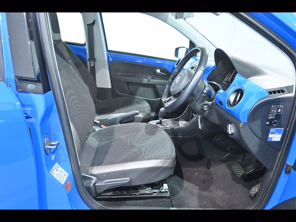 VOLKSWAGEN UP!