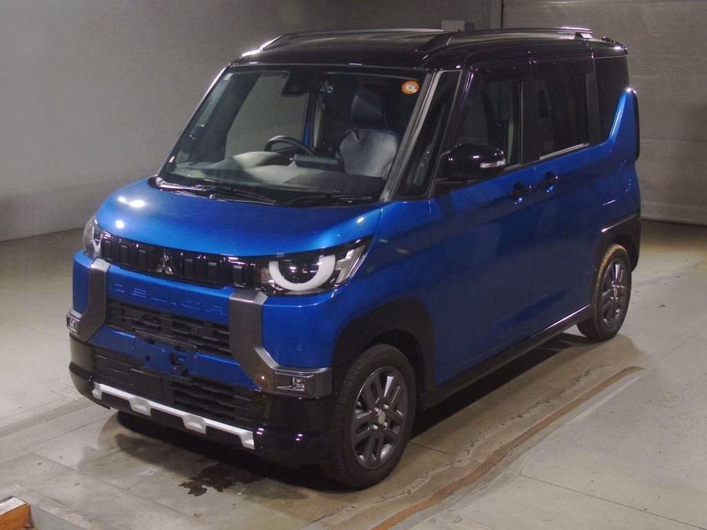 MITSUBISHI DELICA MINI
