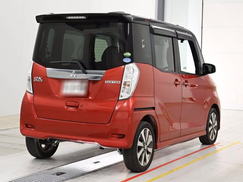 MITSUBISHI EK SPACE