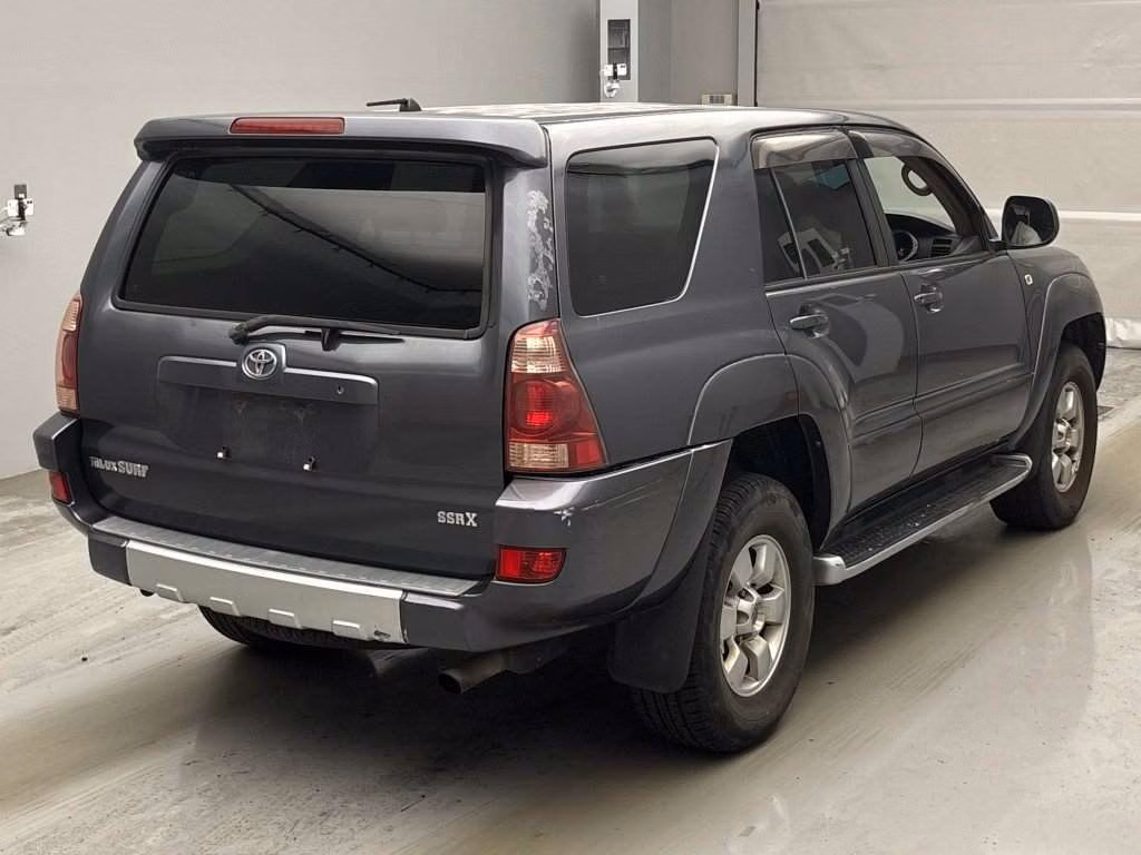 TOYOTA HILUX SURF