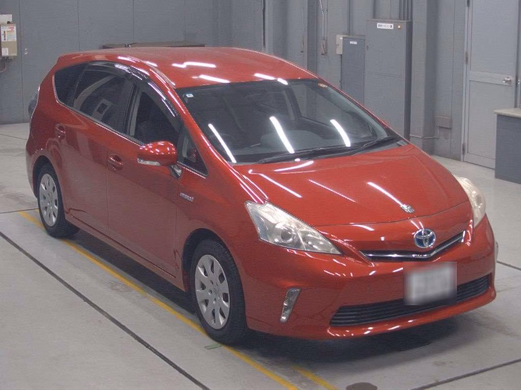 TOYOTA PRIUS ALPHA