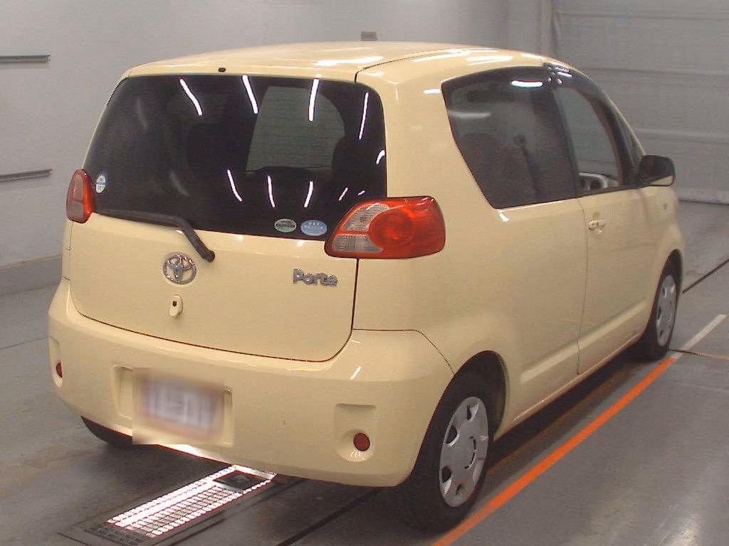 TOYOTA PORTE