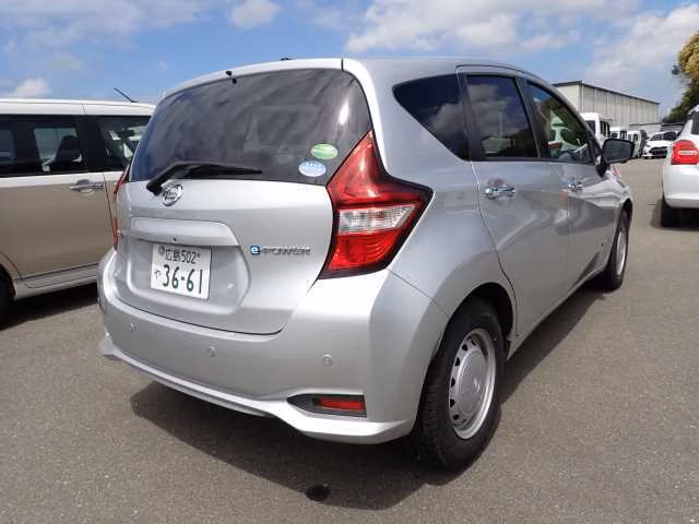 NISSAN NOTE