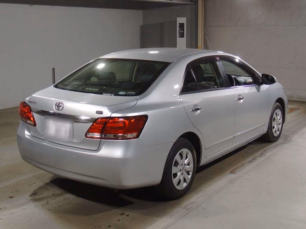 TOYOTA PREMIO