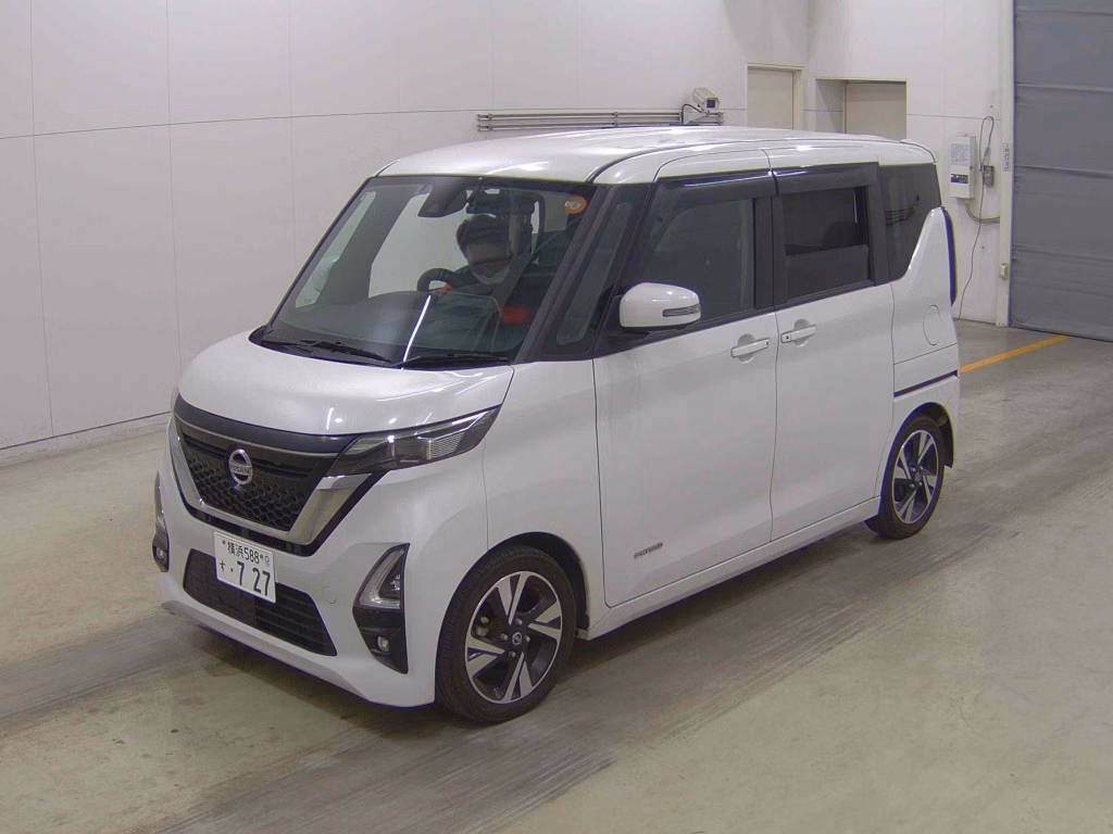 NISSAN ROOX