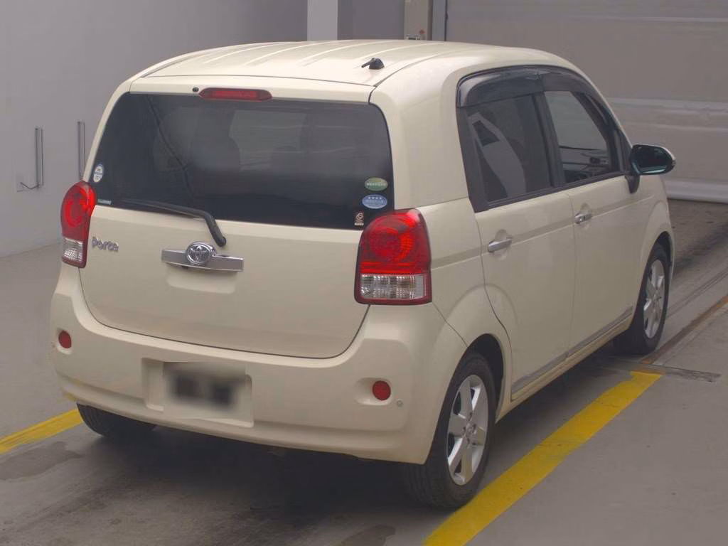 TOYOTA PORTE