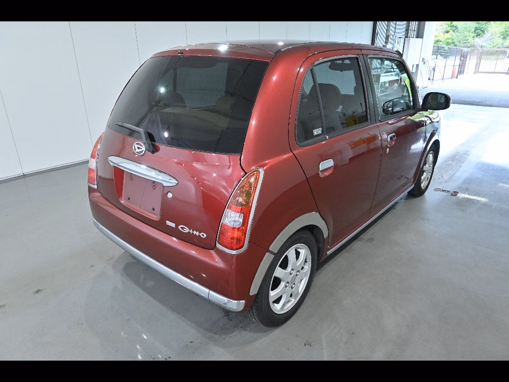 DAIHATSU MIRA GINO