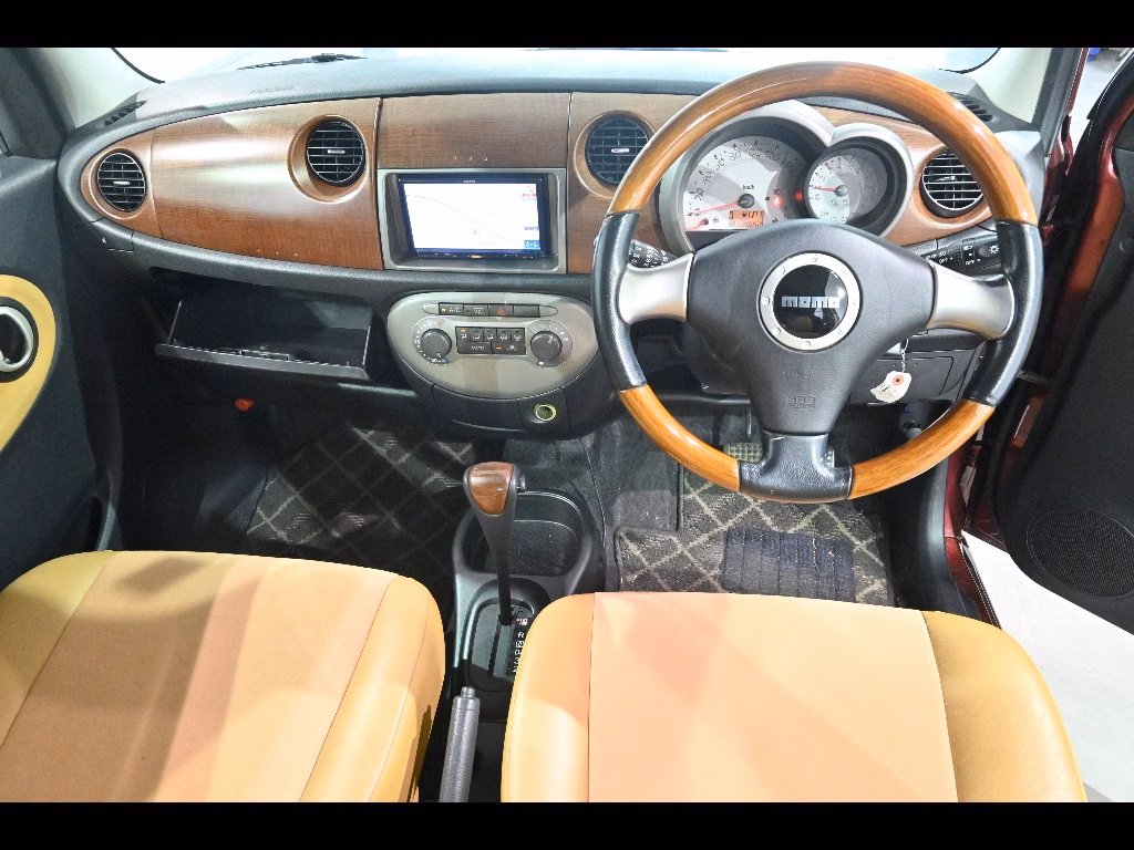 DAIHATSU MIRA GINO