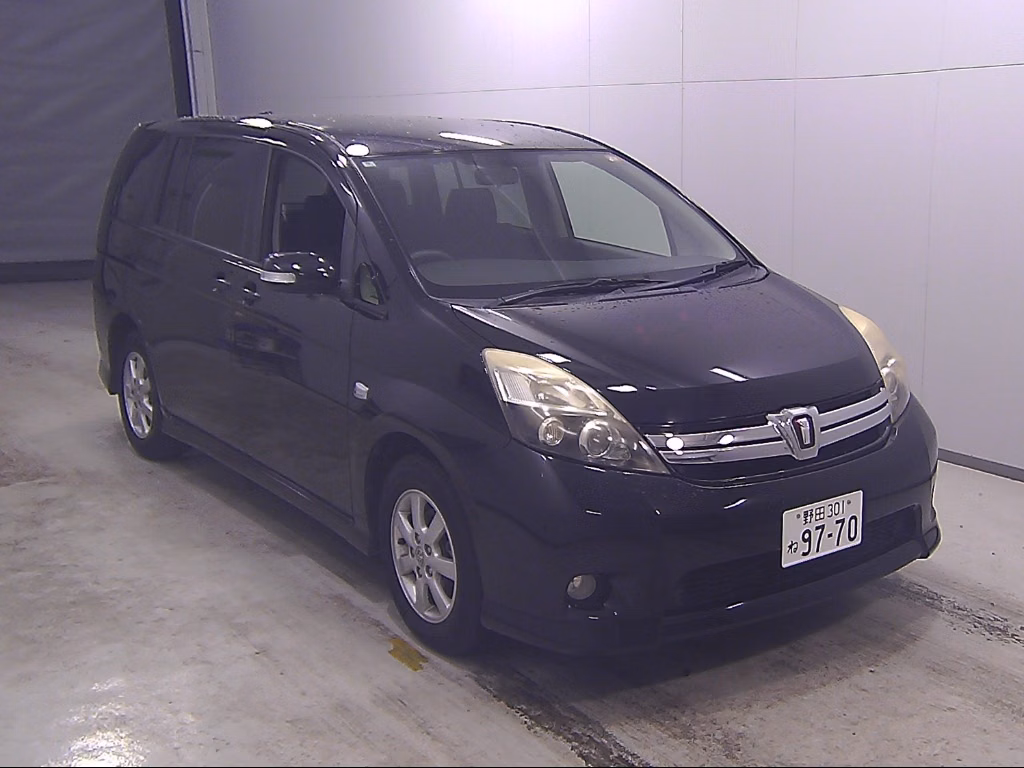 TOYOTA ISIS