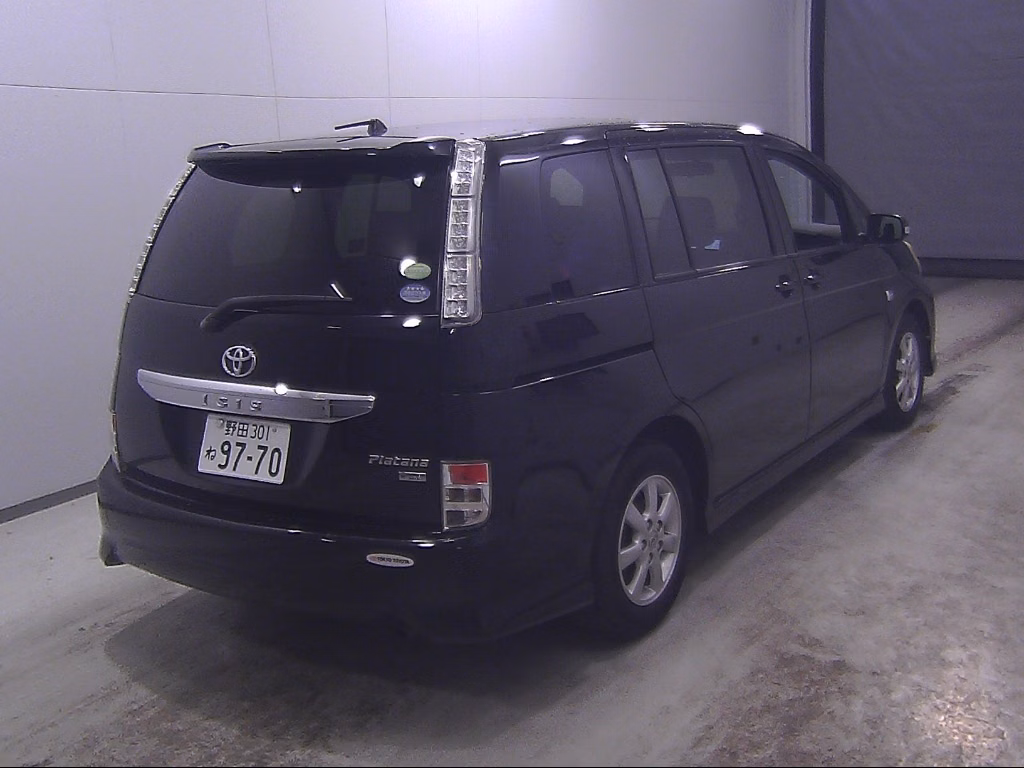 TOYOTA ISIS
