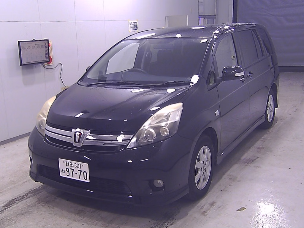 TOYOTA ISIS