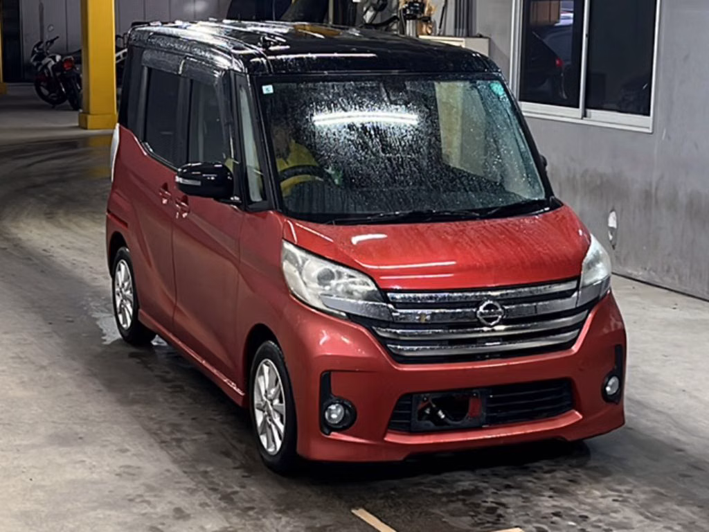 NISSAN DAYZ ROOX