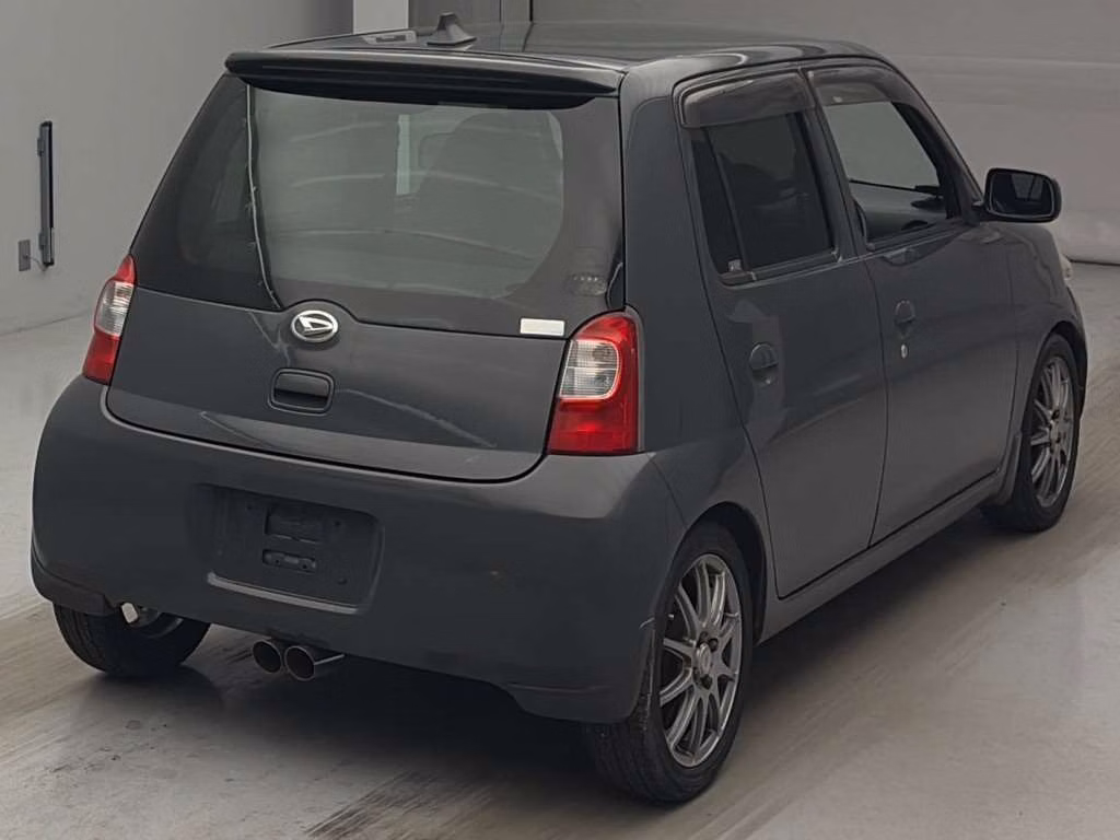 DAIHATSU ESSE