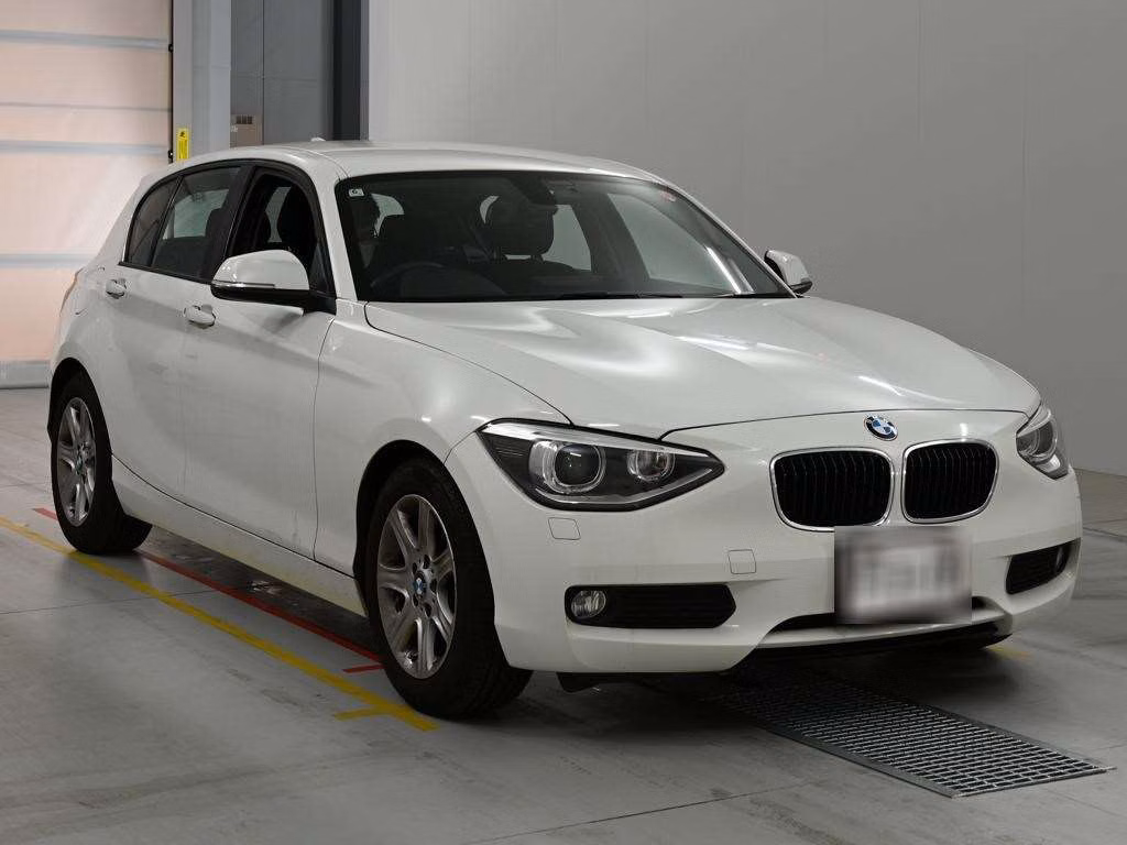BMW 1-SERIES