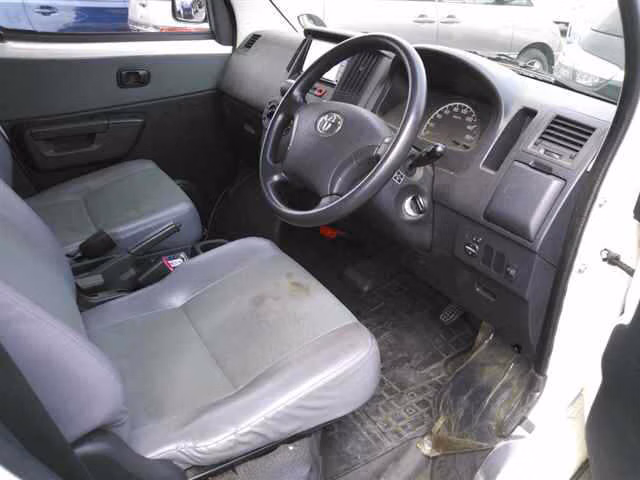 TOYOTA LITE ACE