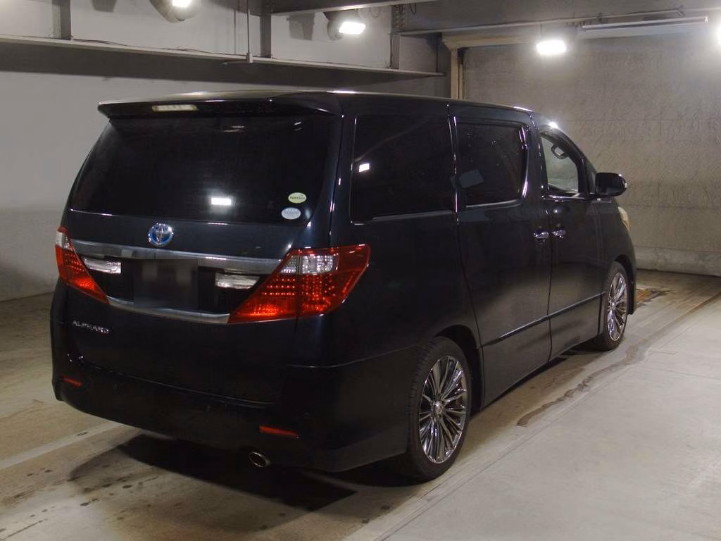 TOYOTA ALPHARD