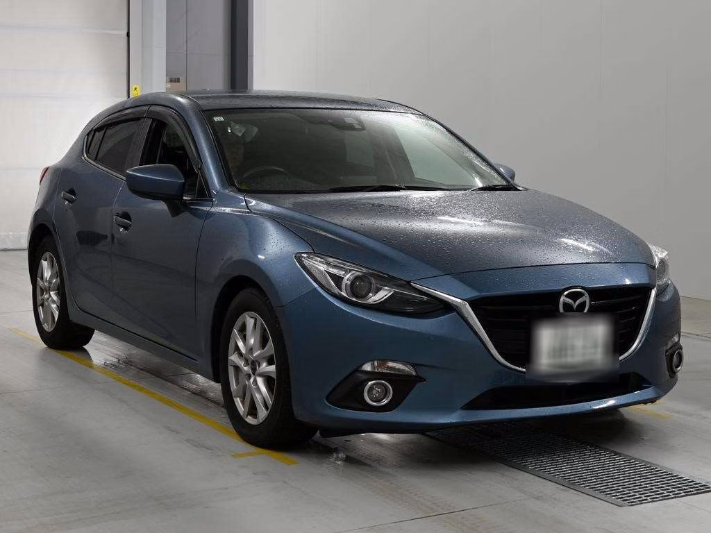 MAZDA AXELA