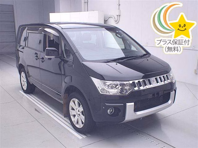 MITSUBISHI DELICA D:5