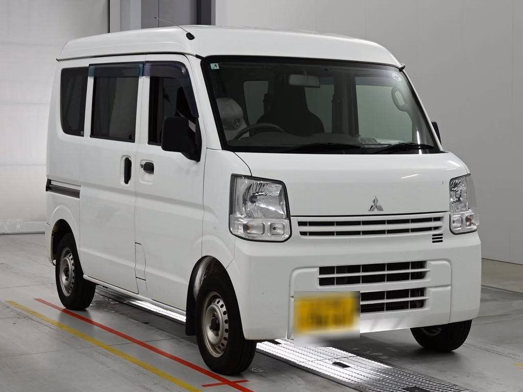 MITSUBISHI MINICAB