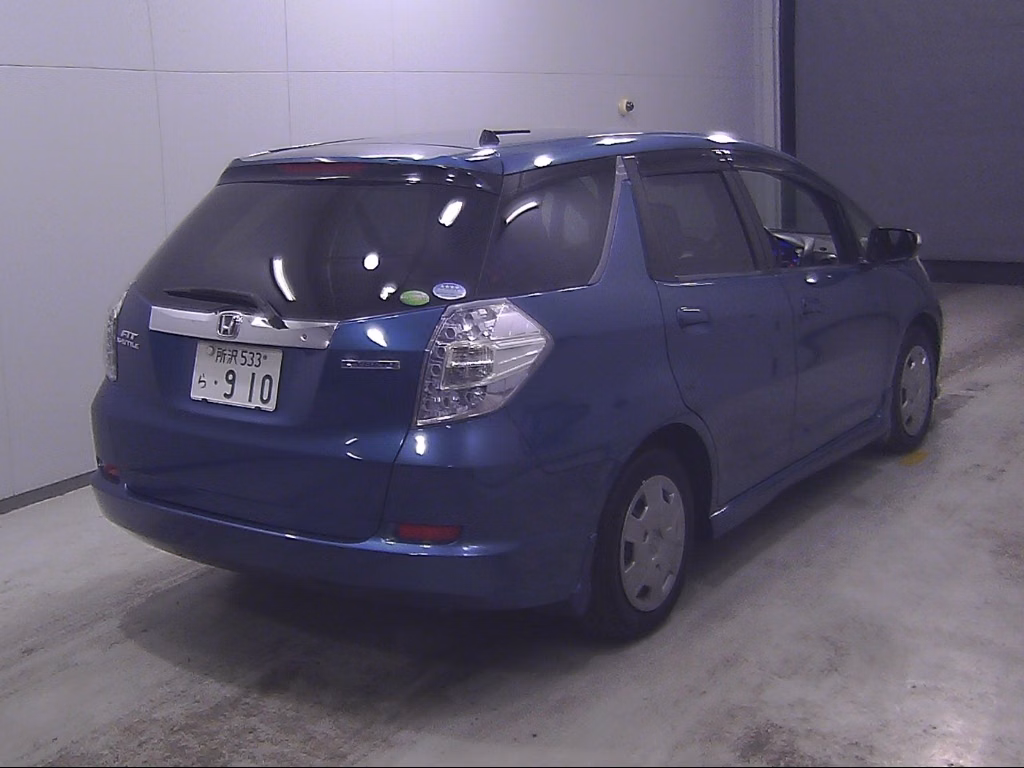 HONDA FIT SHUTTLE