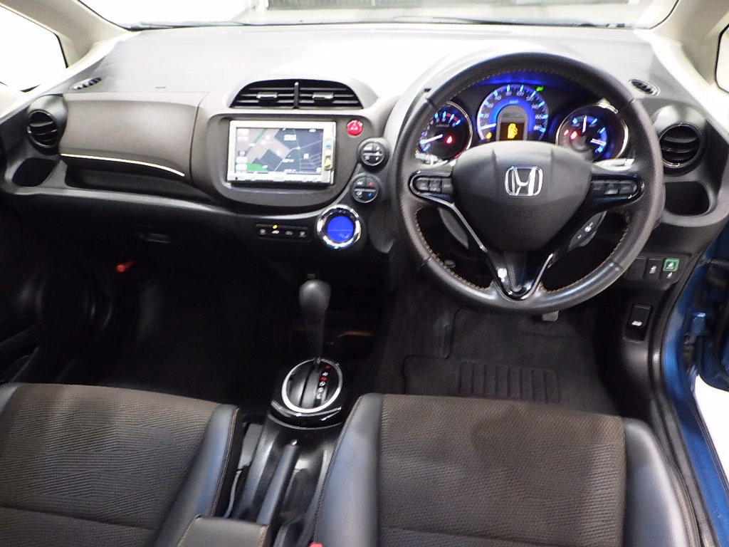 HONDA FIT SHUTTLE