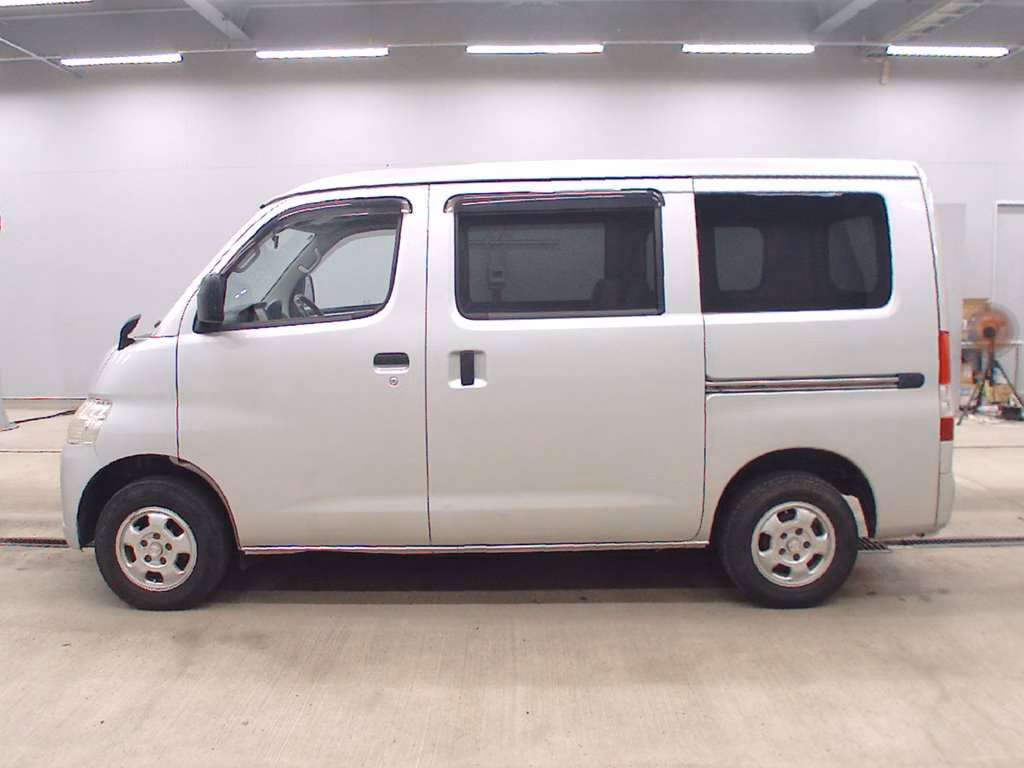 TOYOTA LITE ACE